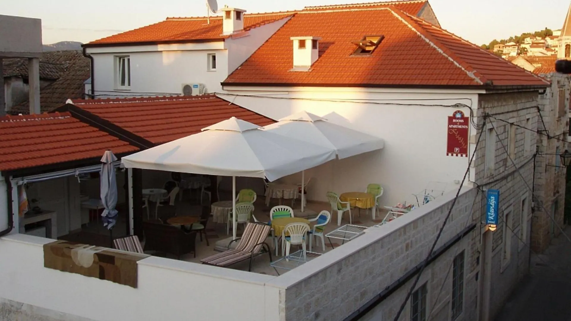 Guest house Klaudija'S Charming Apartments & Rooms Trogir